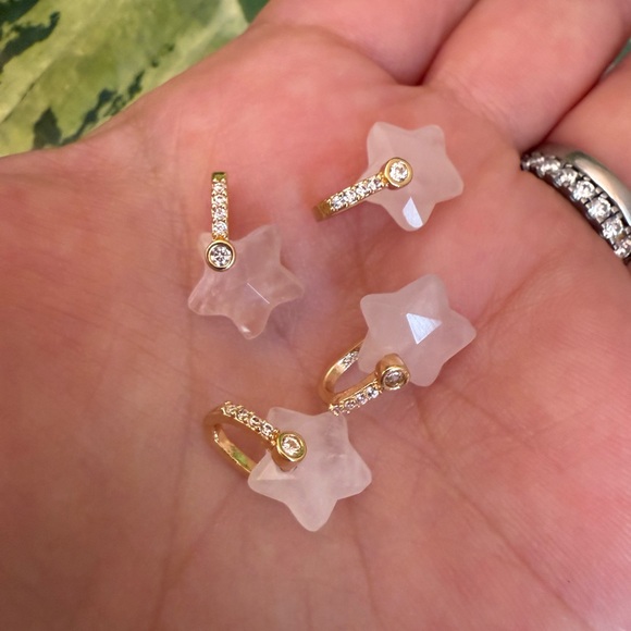 Rose quartz gemstone star charms - Picture 2 of 3